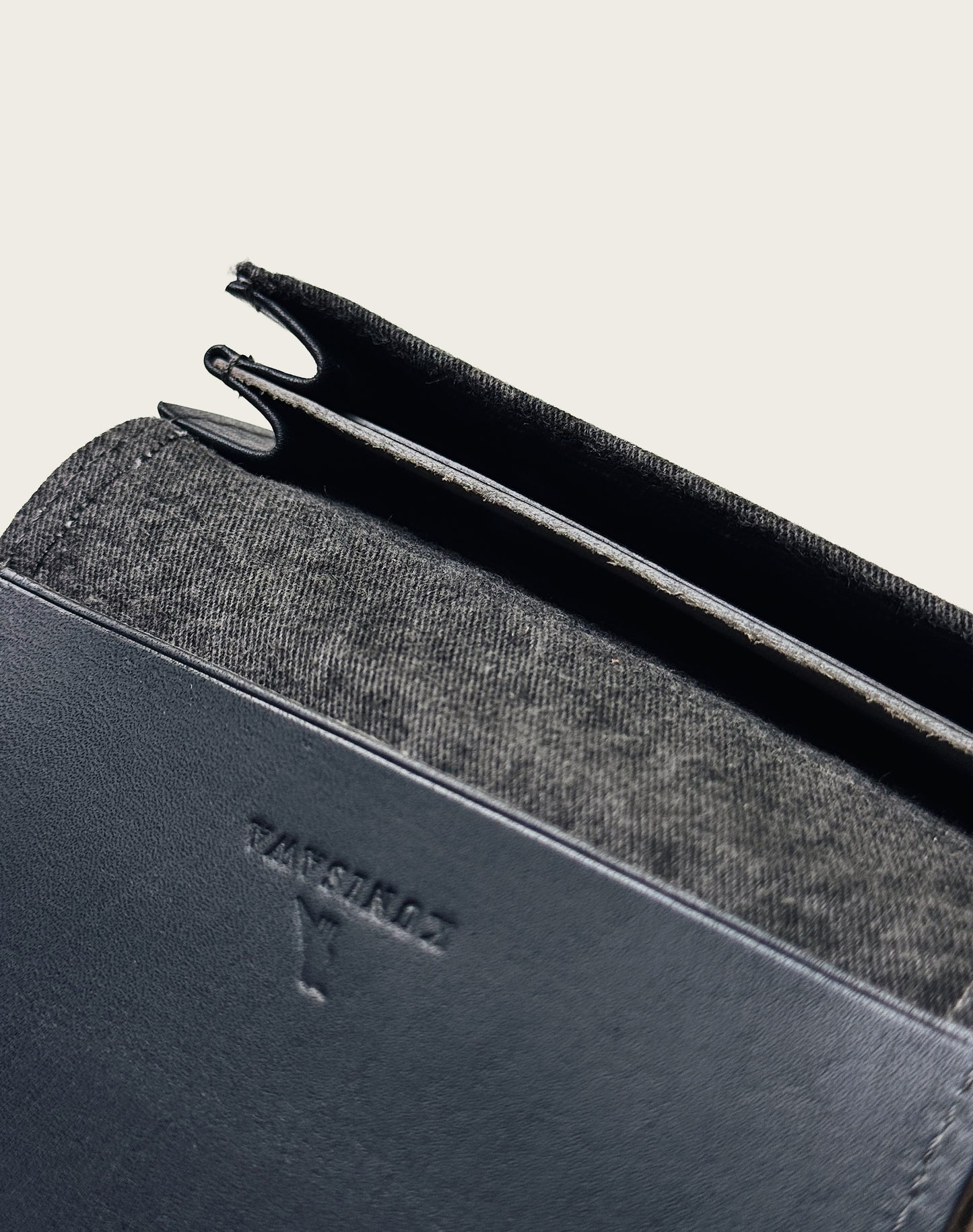 FIND CARD CASE B-2SUMI